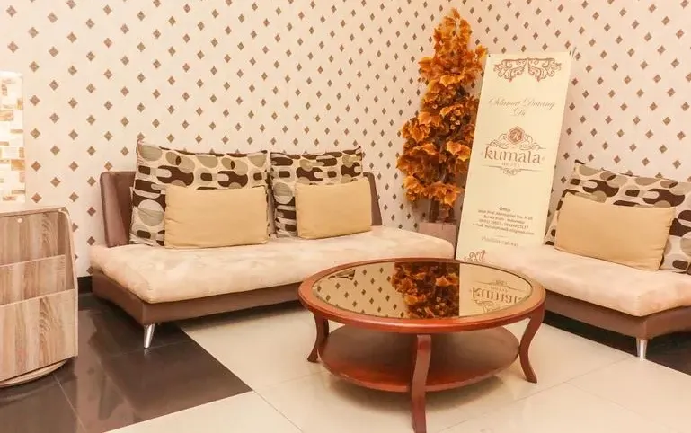 Comfortable Super Deluxe Room featuring a cozy double bed layout